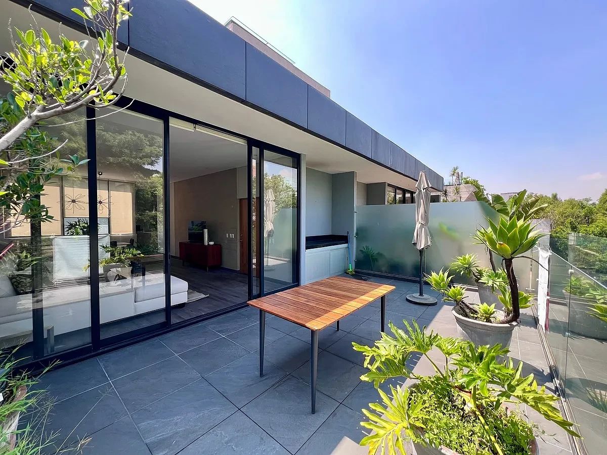 Moderno Pent House mobiliado com 2 terraços, foto 1 de 15