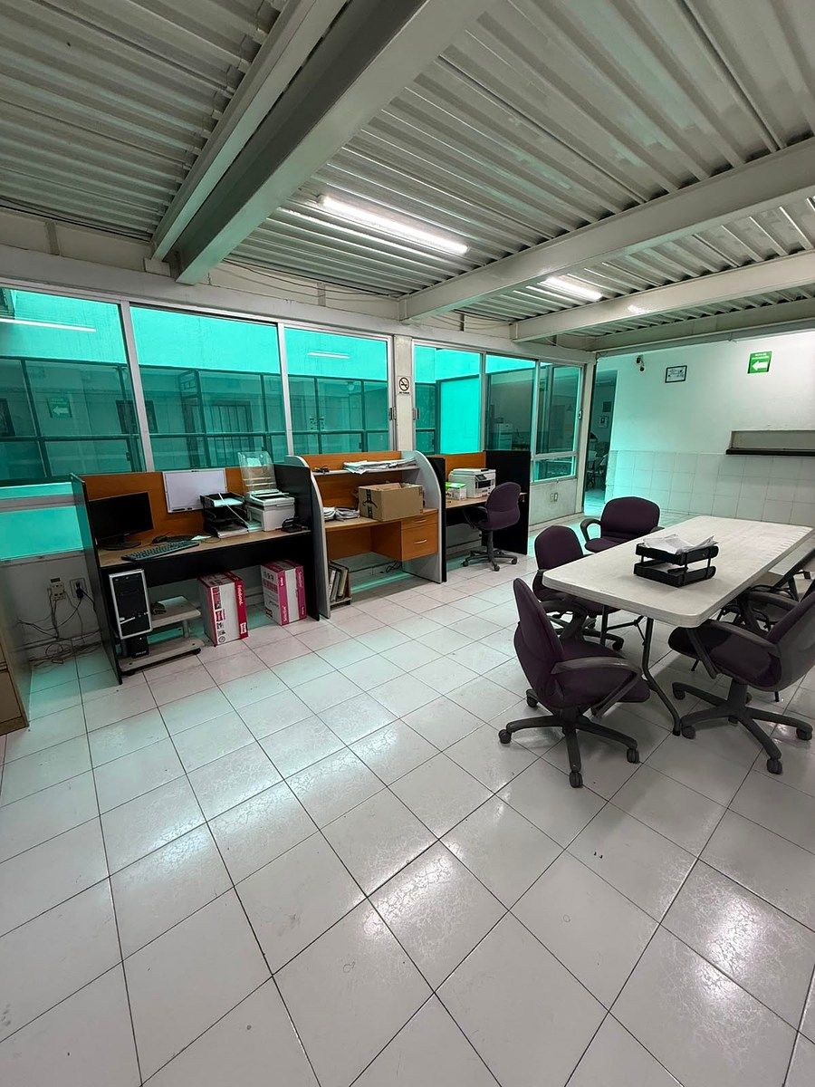 CUBICULOS Y ÁREA DE TRABAJO, photo 14 of 38