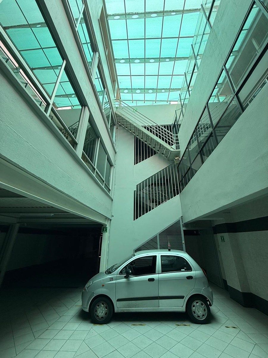 VISTA INTERIOR, photo 1 of 38