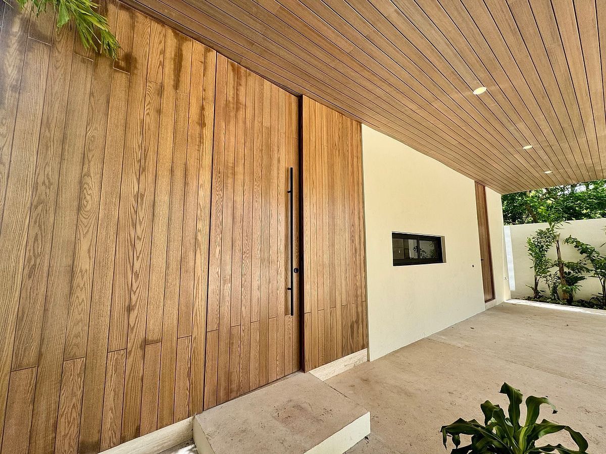 House in Yucatán Country Club, Mérida, photo 2 of 20