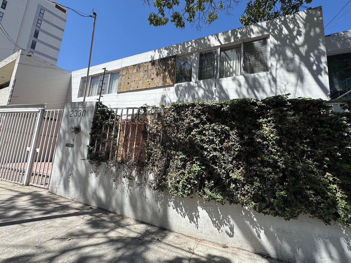 Casa em Lomas de Providencia, Guadalajara, foto 2 de 16