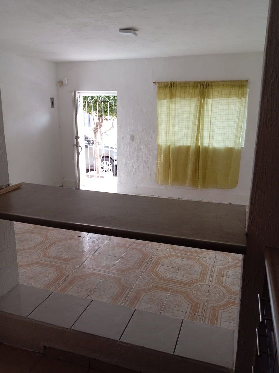 House in La Loma, Guadalajara, photo 5 of 16