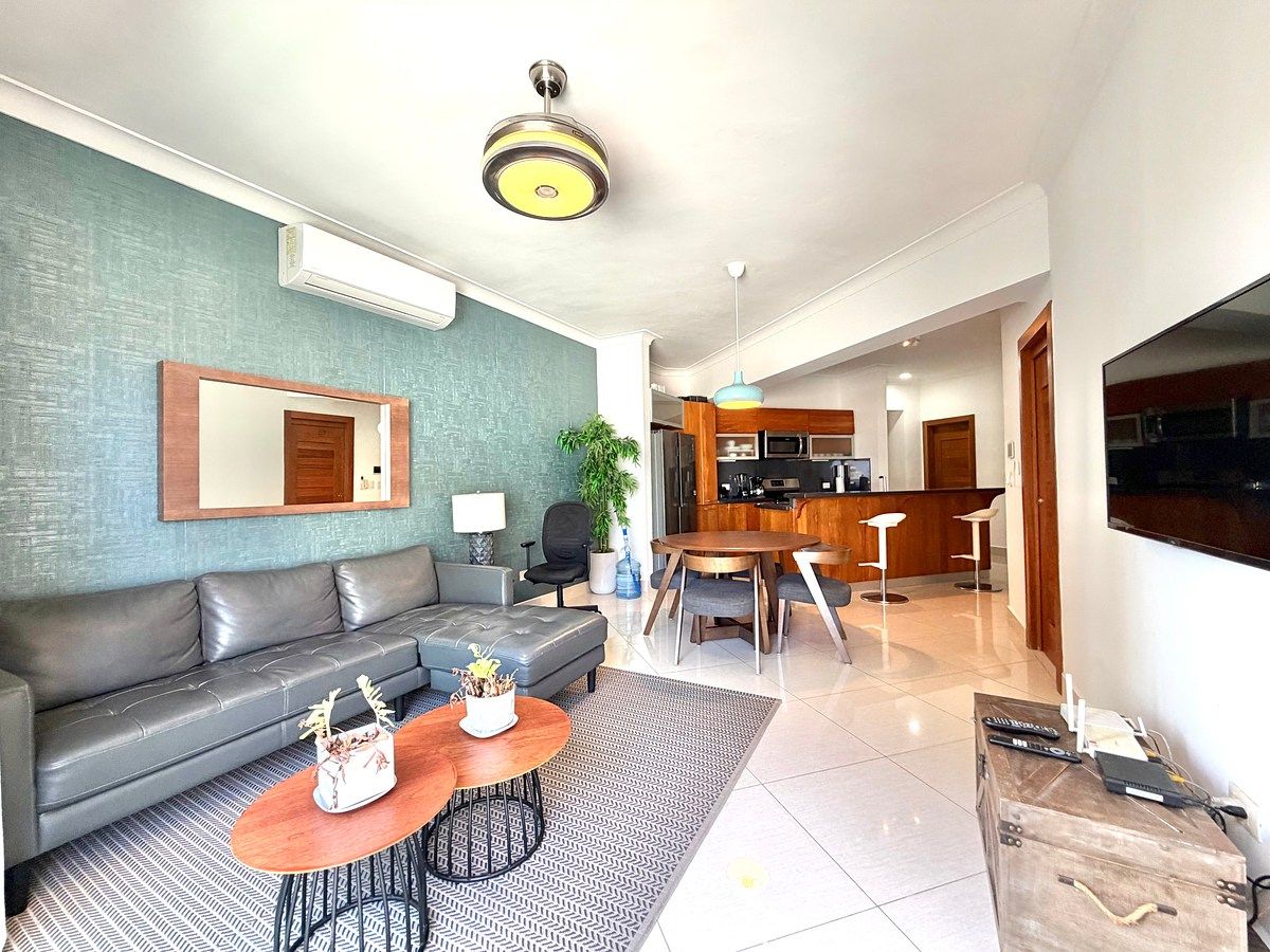 Apartamento amueblado vista al mar La Julia | 2 habitaciones, piscina y gimnasio, foto 1 de 30