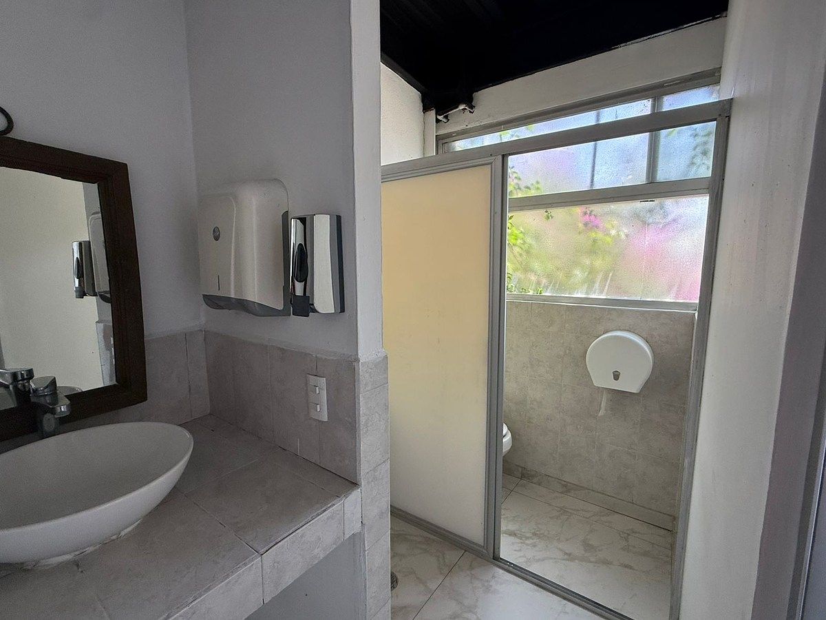 Sala Comercial em San Juan Ixhuatepec, Tlalnepantla de Baz, foto 8 de 15