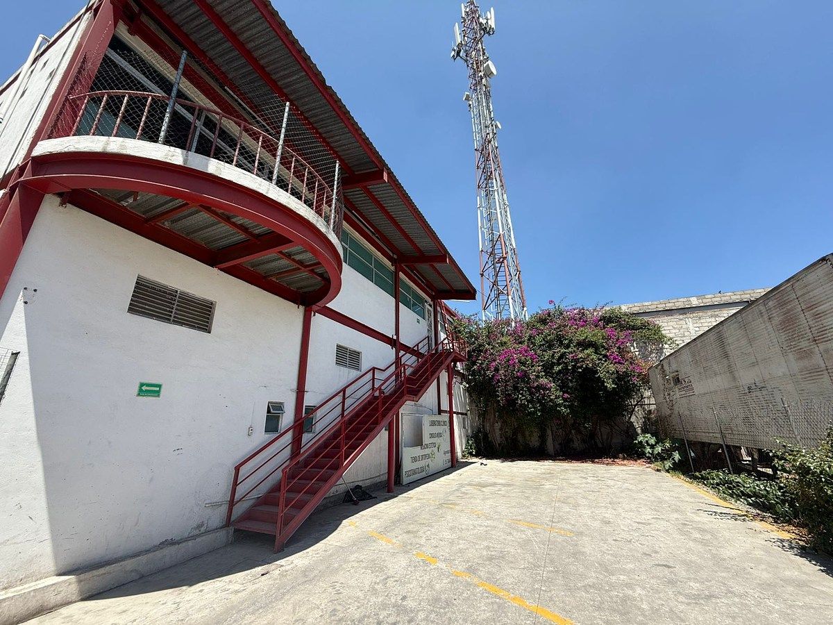 Sala Comercial em San Juan Ixhuatepec, Tlalnepantla de Baz, foto 14 de 15