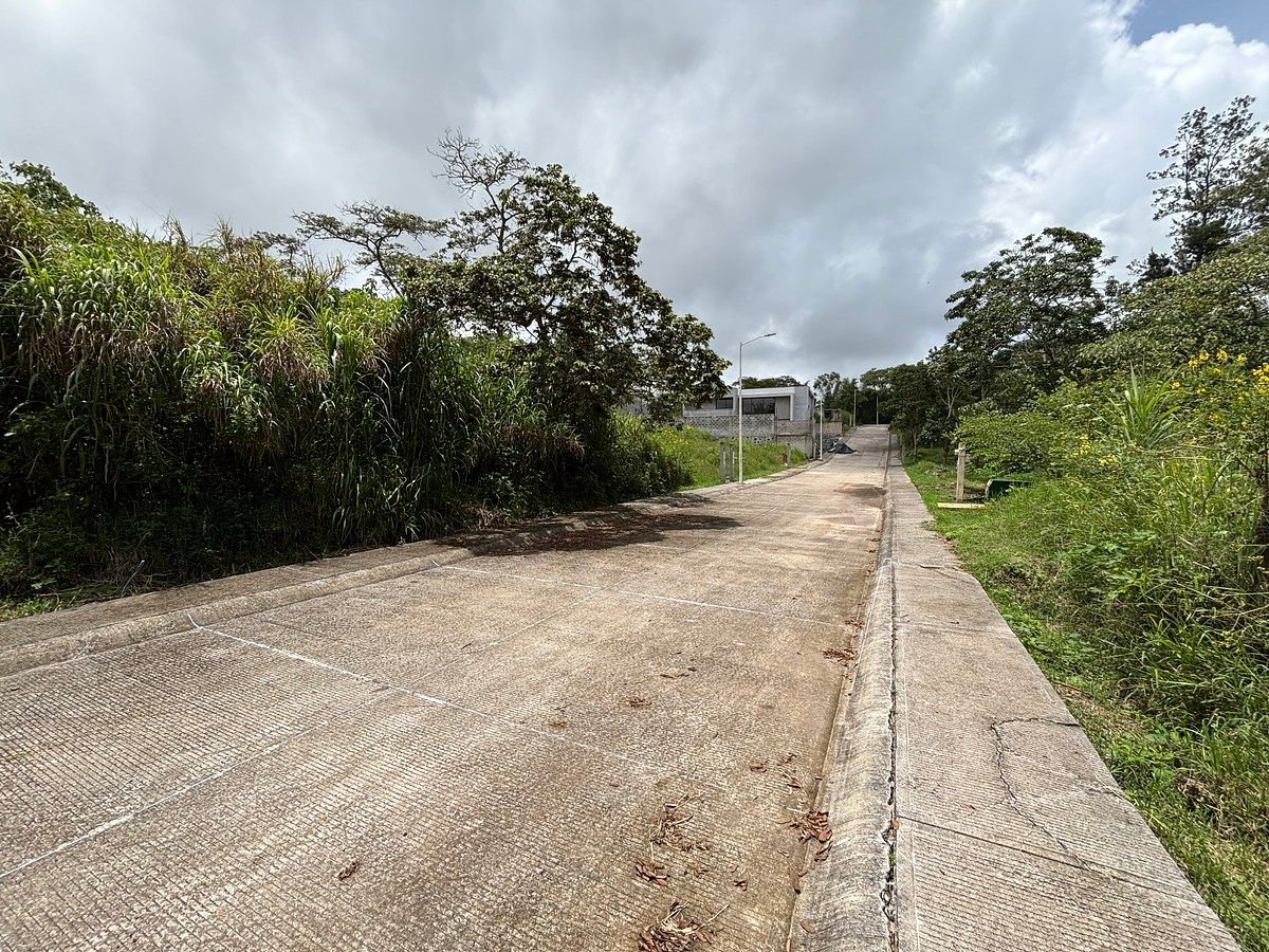 SE VENDE TERRENO JUNTO AL AGUACERO Y MOLIENDA, foto 1 de 9