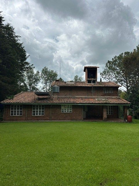 A CASA DE TECELAGEM PARA ALUGUEL POR UM ANO, foto 1 de 22