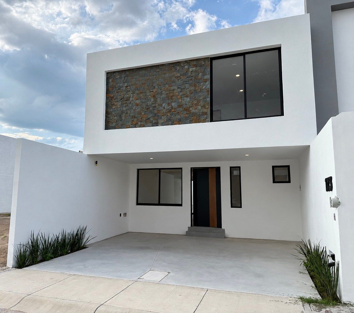 VENTA CASA NUEVA EN VIÑA ANTIGUA AL NORTE, foto 1 de 11
