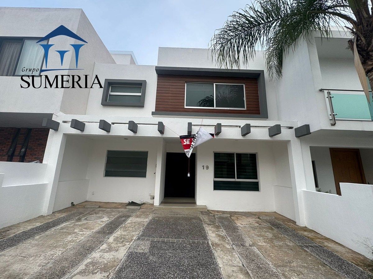 Beautiful residence, photo 1 of 15