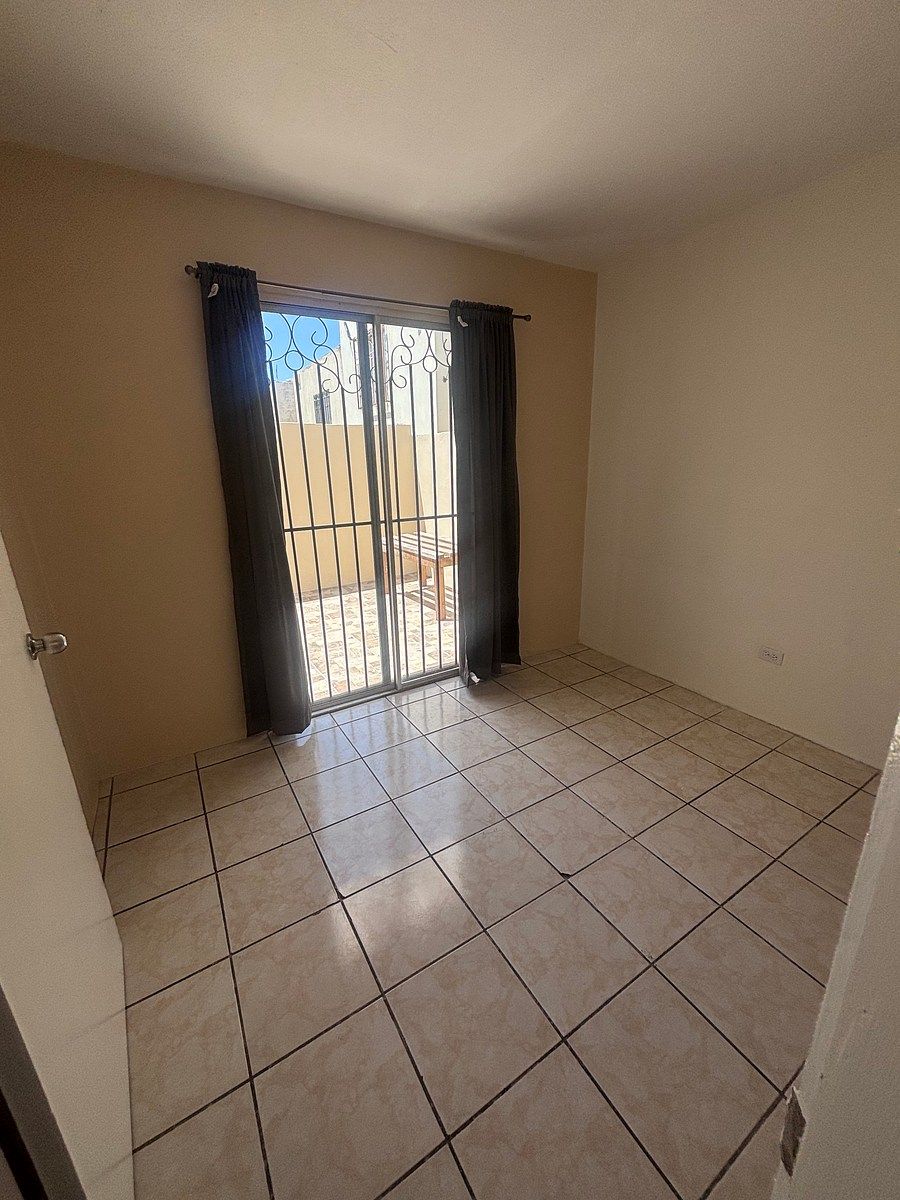 Casa en Colinas de California, Tijuana, foto 4 de 17