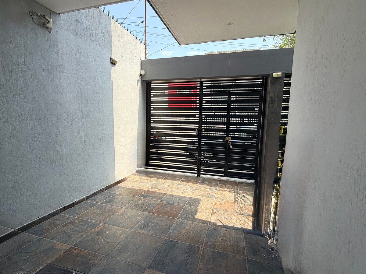 Casa em Residencial El Tapatío, Tlaquepaque, foto 4 de 25