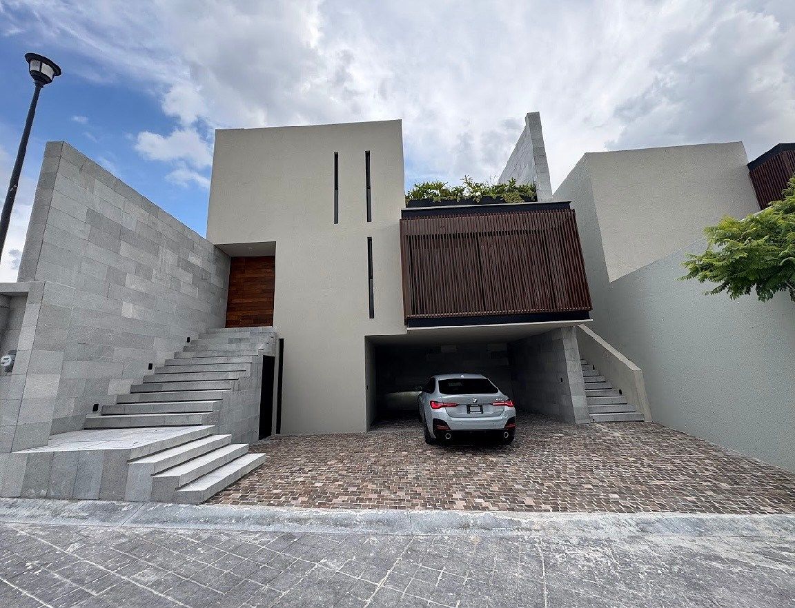 HOUSE CAMILA, photo 1 of 22