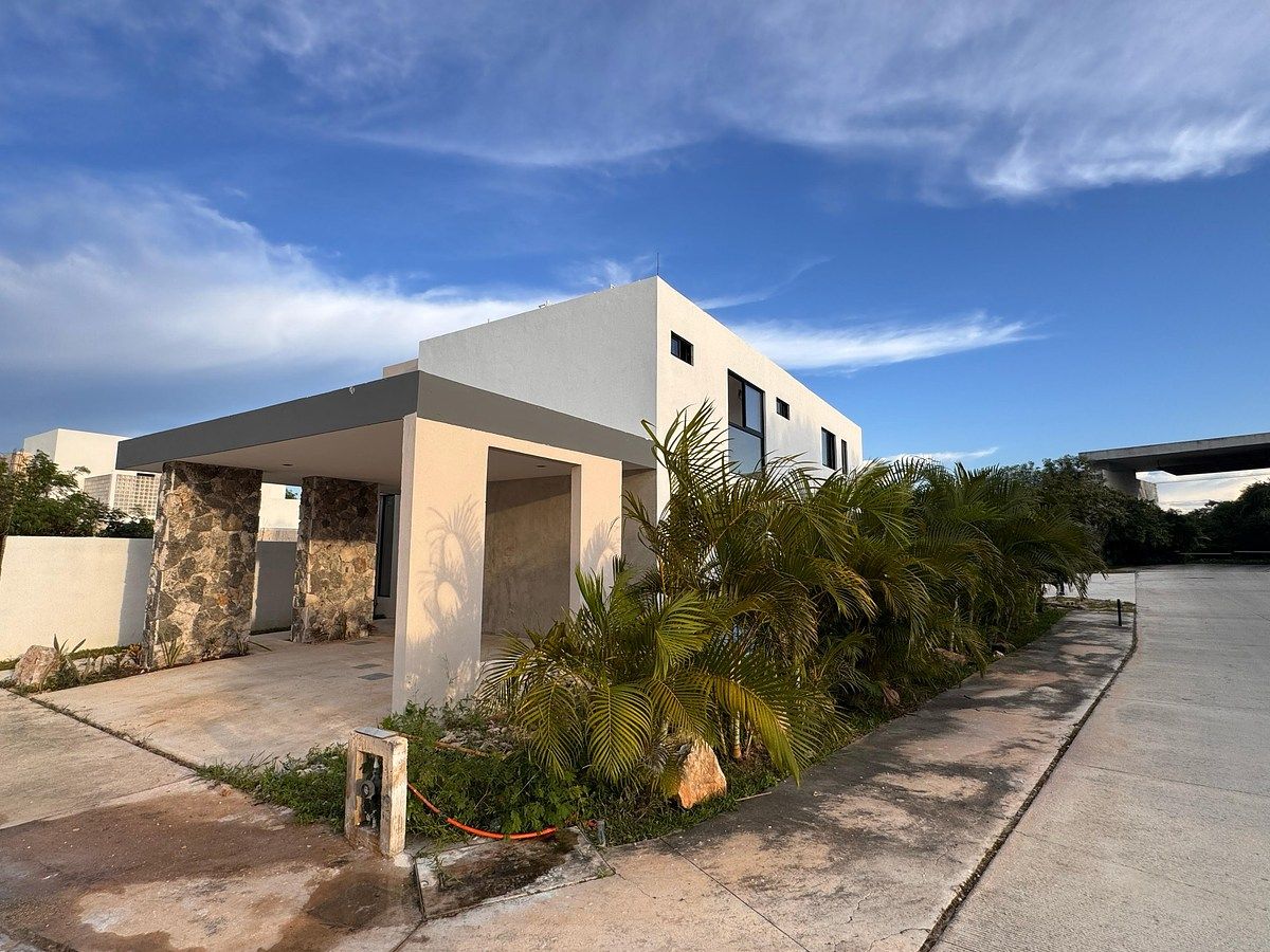 Casa em Conkal, Conkal, foto 2 de 18
