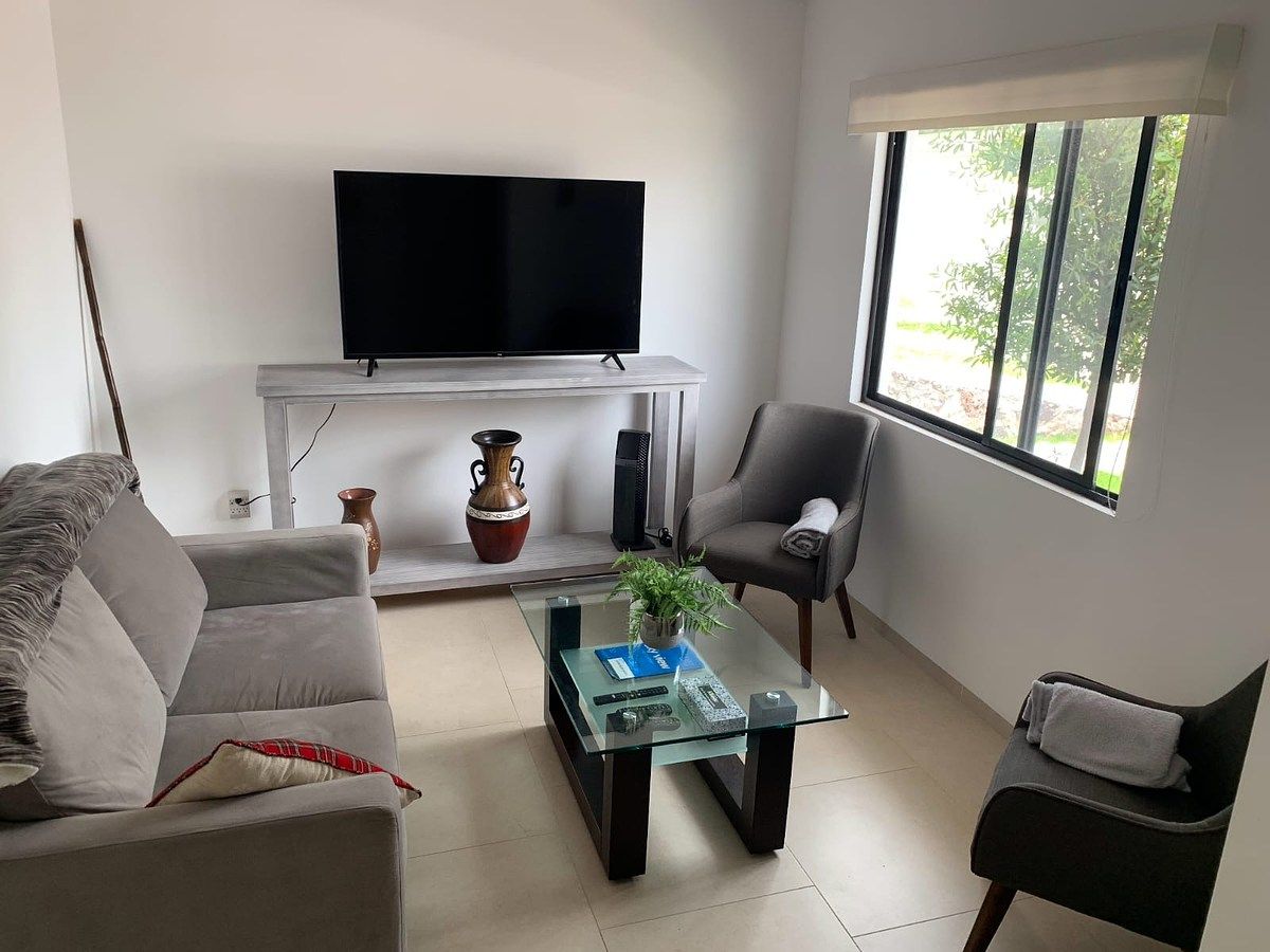 Casa em condomínio fechado em Zibatá, El Marqués, foto 3 de 25