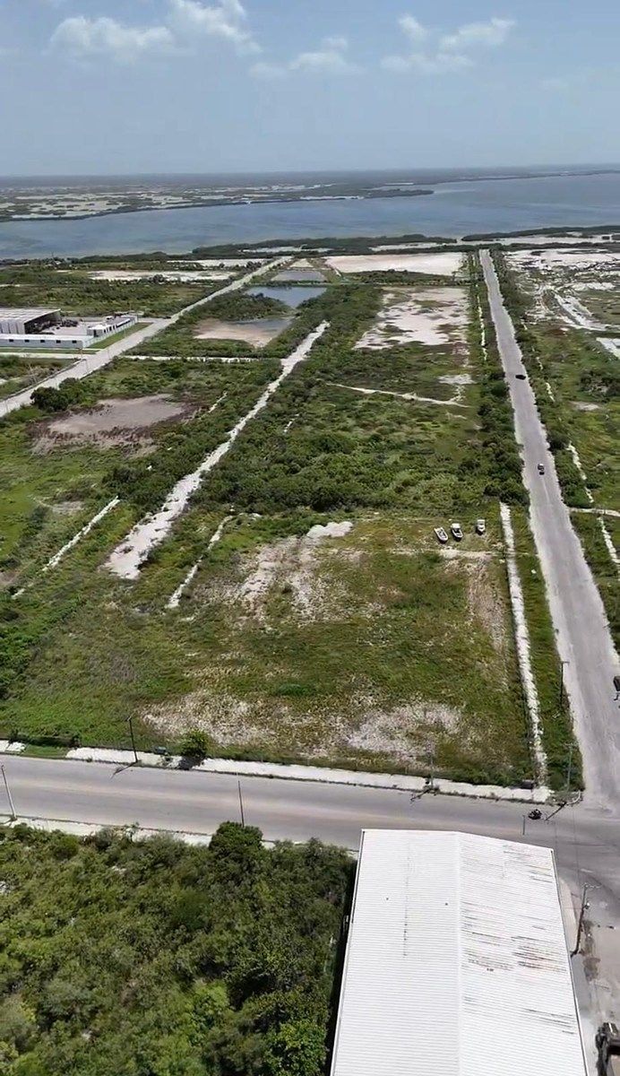 Terreno en Yucalpeten, Progreso, foto 4 de 17