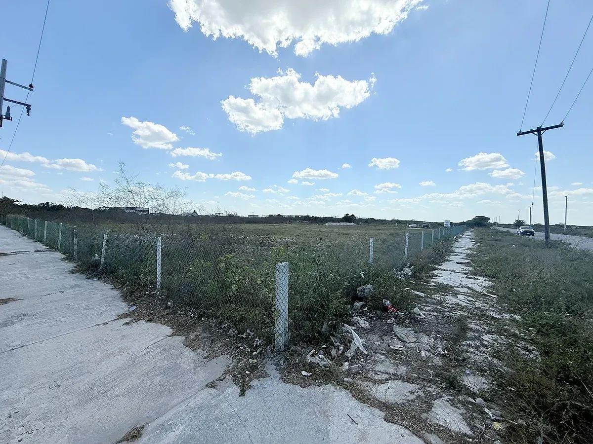 Terreno en Yucalpeten, Progreso, foto 9 de 17