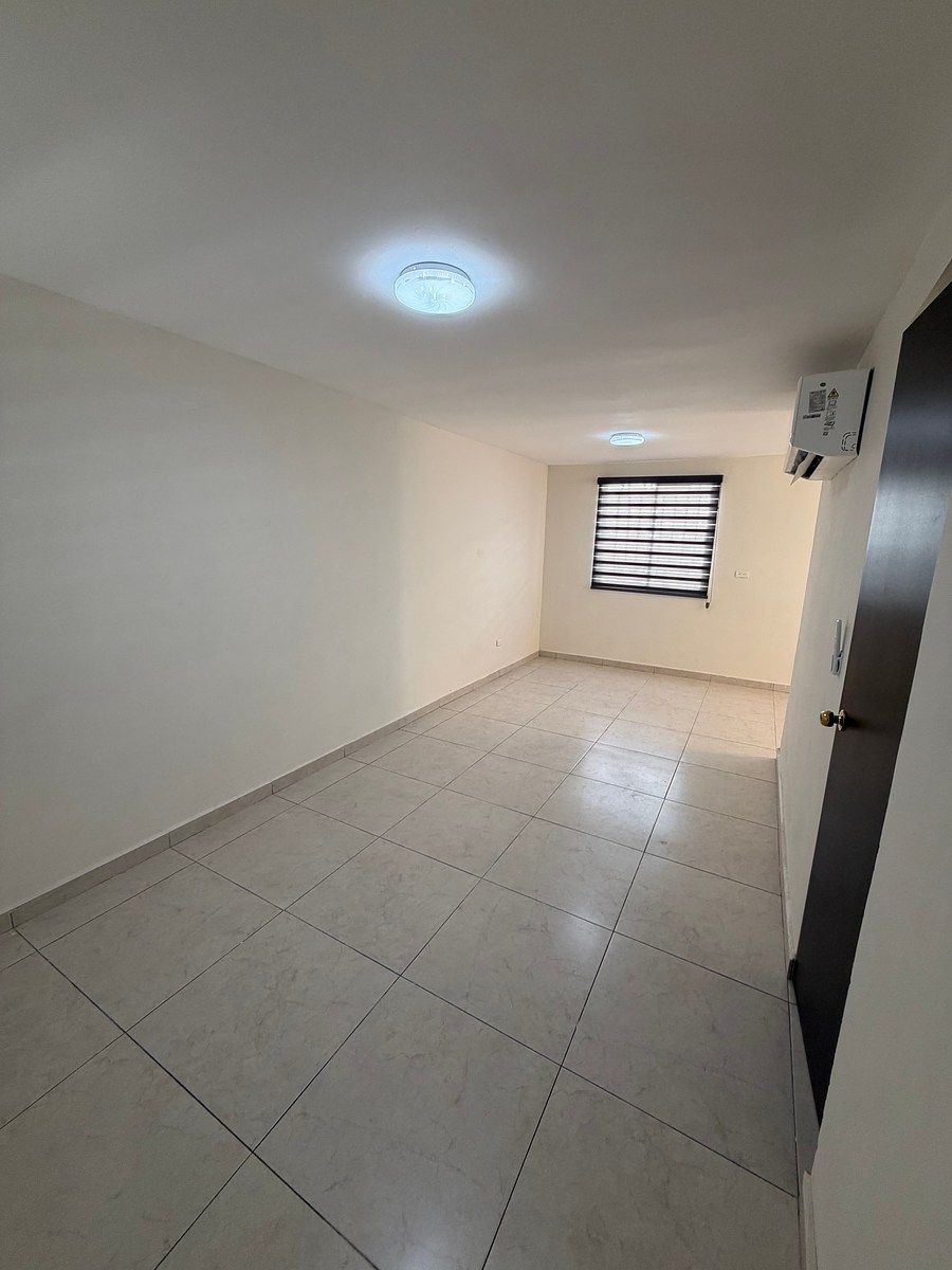 Casa en Rincón de Las Encinas, General Escobedo, foto 4 de 15
