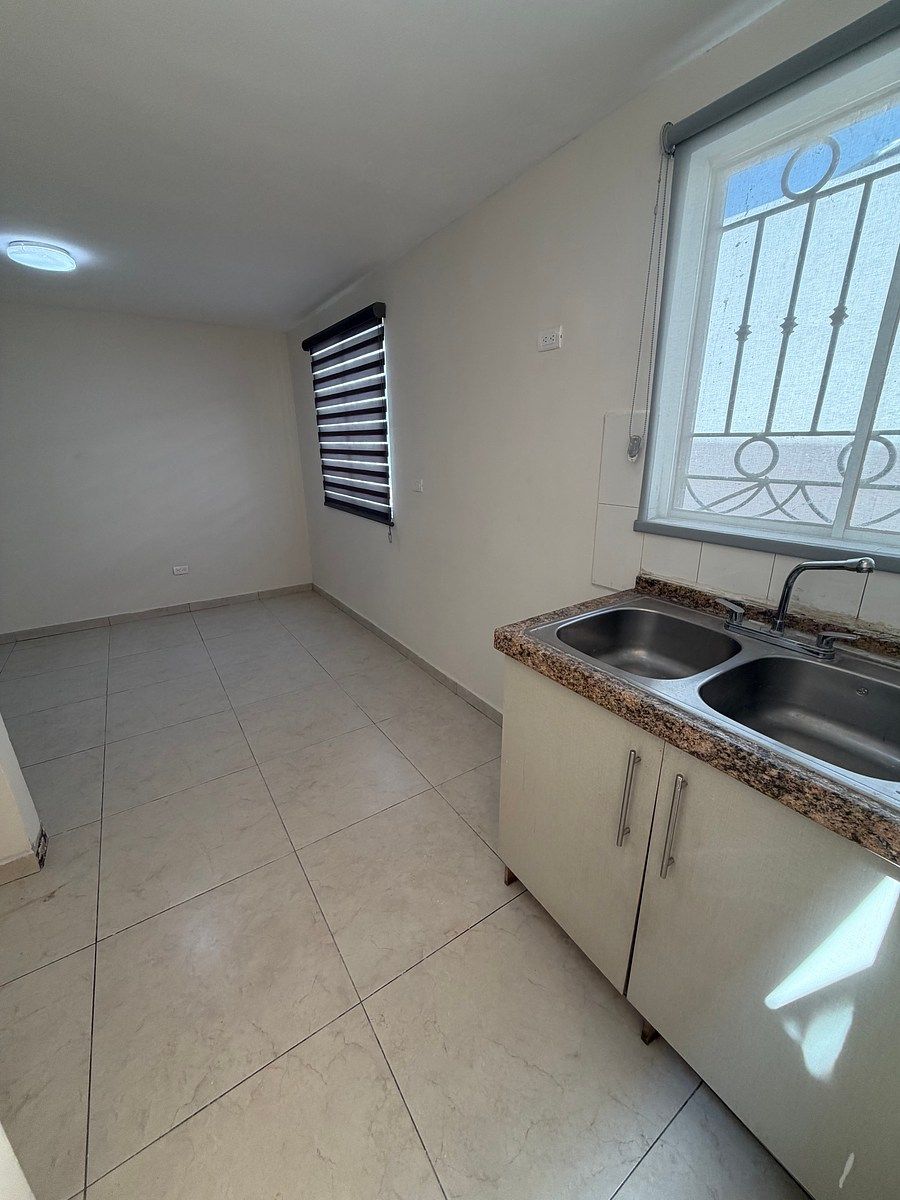 Casa en Rincón de Las Encinas, General Escobedo, foto 5 de 15