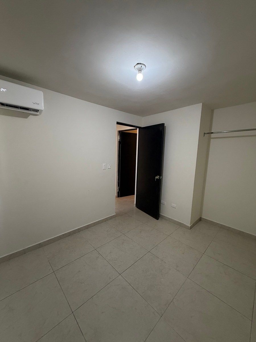 Casa en Rincón de Las Encinas, General Escobedo, foto 13 de 15