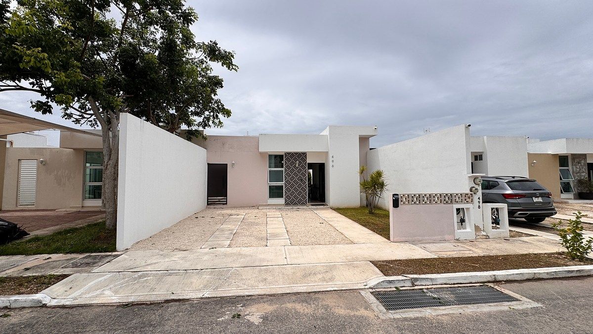Casa mobiliada com piscina em Gran Santa Fe Mérida, foto 1 de 20