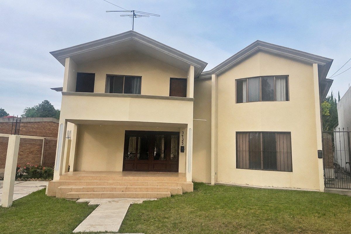 Casa en VENTA en Fracc. Privado Parques de la Cañada