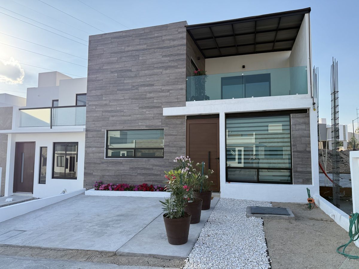 CASA CAGLIARI - CIUDAD MESETA, foto 1 de 24