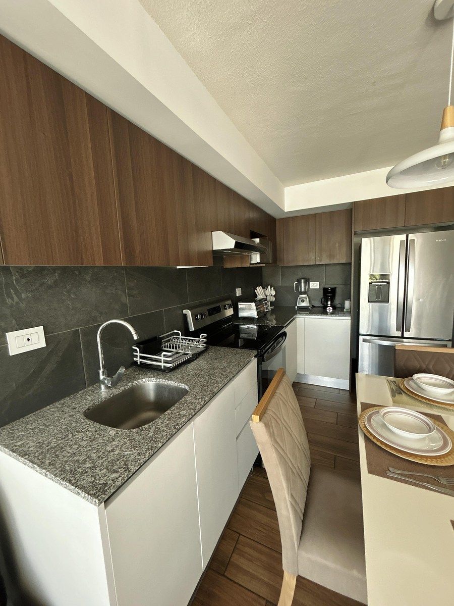 Apartamento en renta Amueblado en zona 14 - Miniatura 4