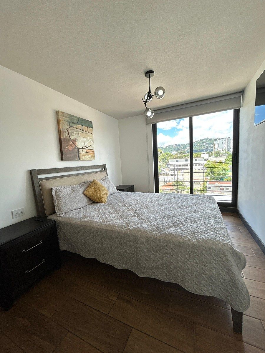 Apartamento en renta Amueblado en zona 14 - Miniatura 5