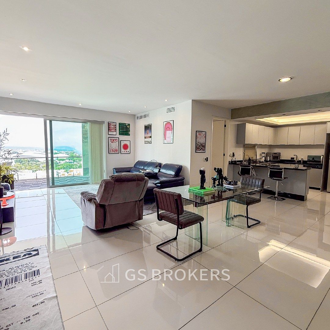 Rent Cima 200, photo 1 of 14