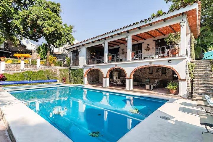 House in San Miguel Acapantzingo, Cuernavaca, photo 4 of 21