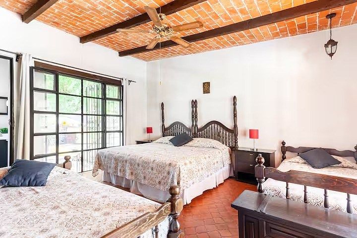House in San Miguel Acapantzingo, Cuernavaca, photo 19 of 21