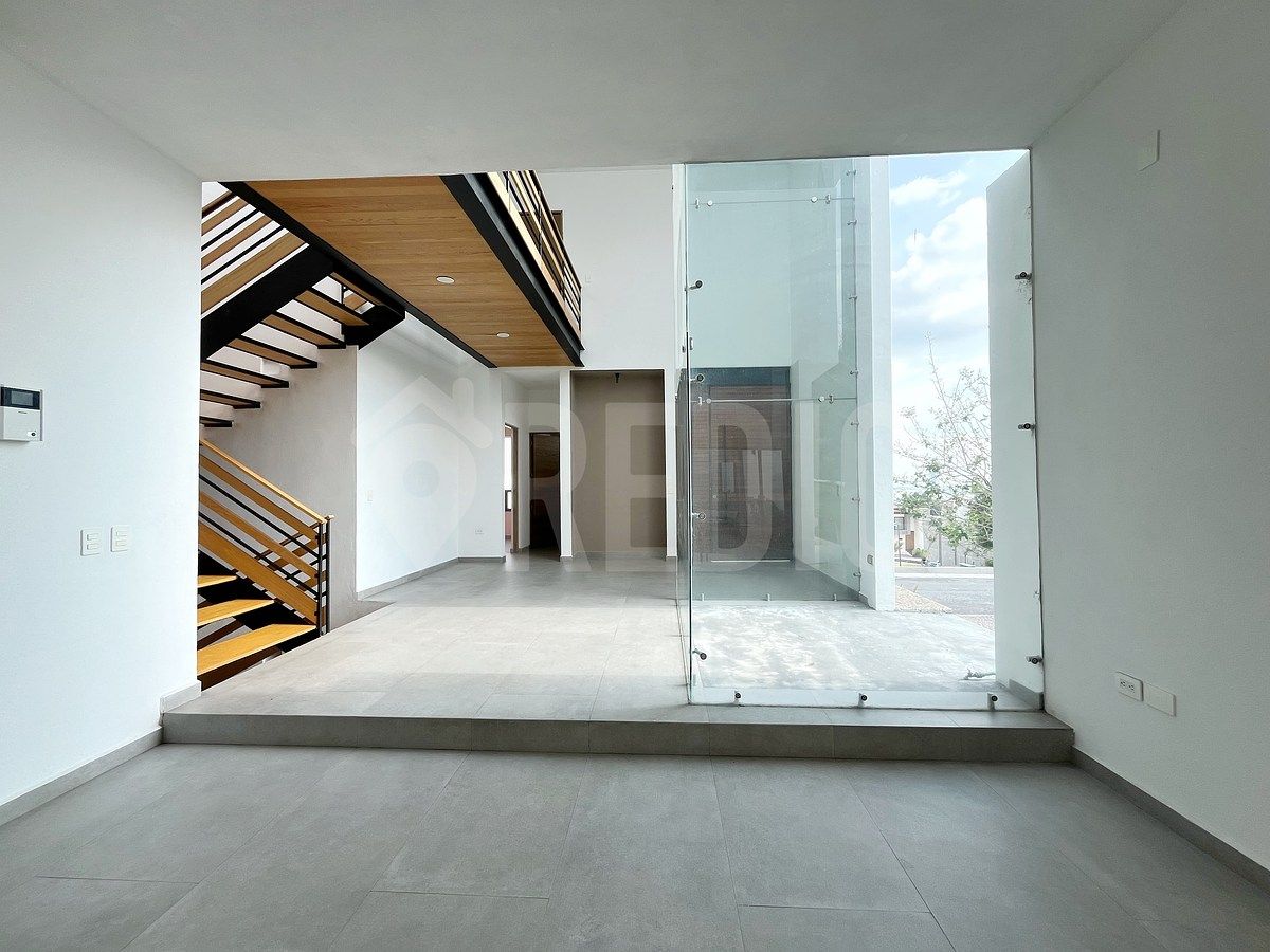 Casa em Lomas de Juriquilla, Querétaro, foto 4 de 30