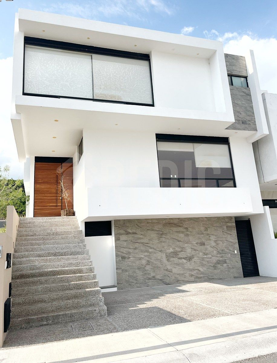 CASA À VENDA LOMAS DE JURIQUILLA, foto 1 de 30