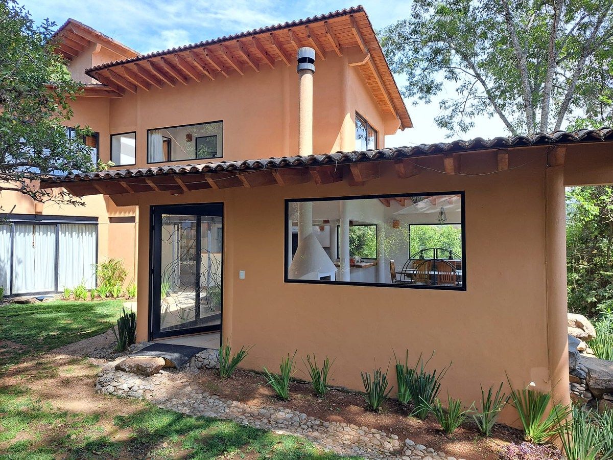Casa em condomínio fechado em Rincón de Estradas, Valle de Bravo, foto 3 de 17