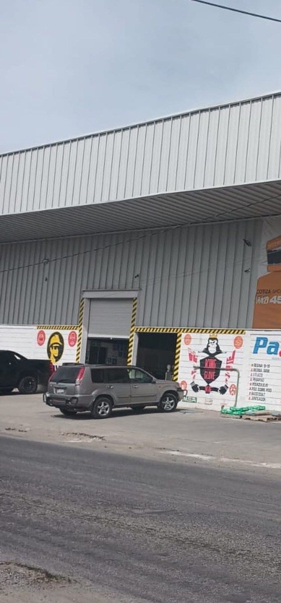 Local Comercial para Aluguel em El Marqués, Querétaro, Lado da Estrada, ao lado de Con, foto 1 de 21