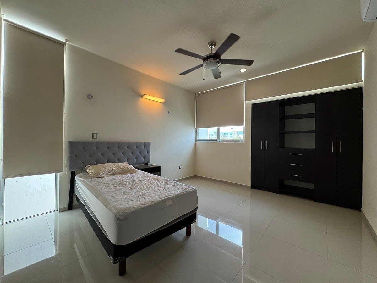 Casa en Altabrisa, Mérida, foto 3 de 14