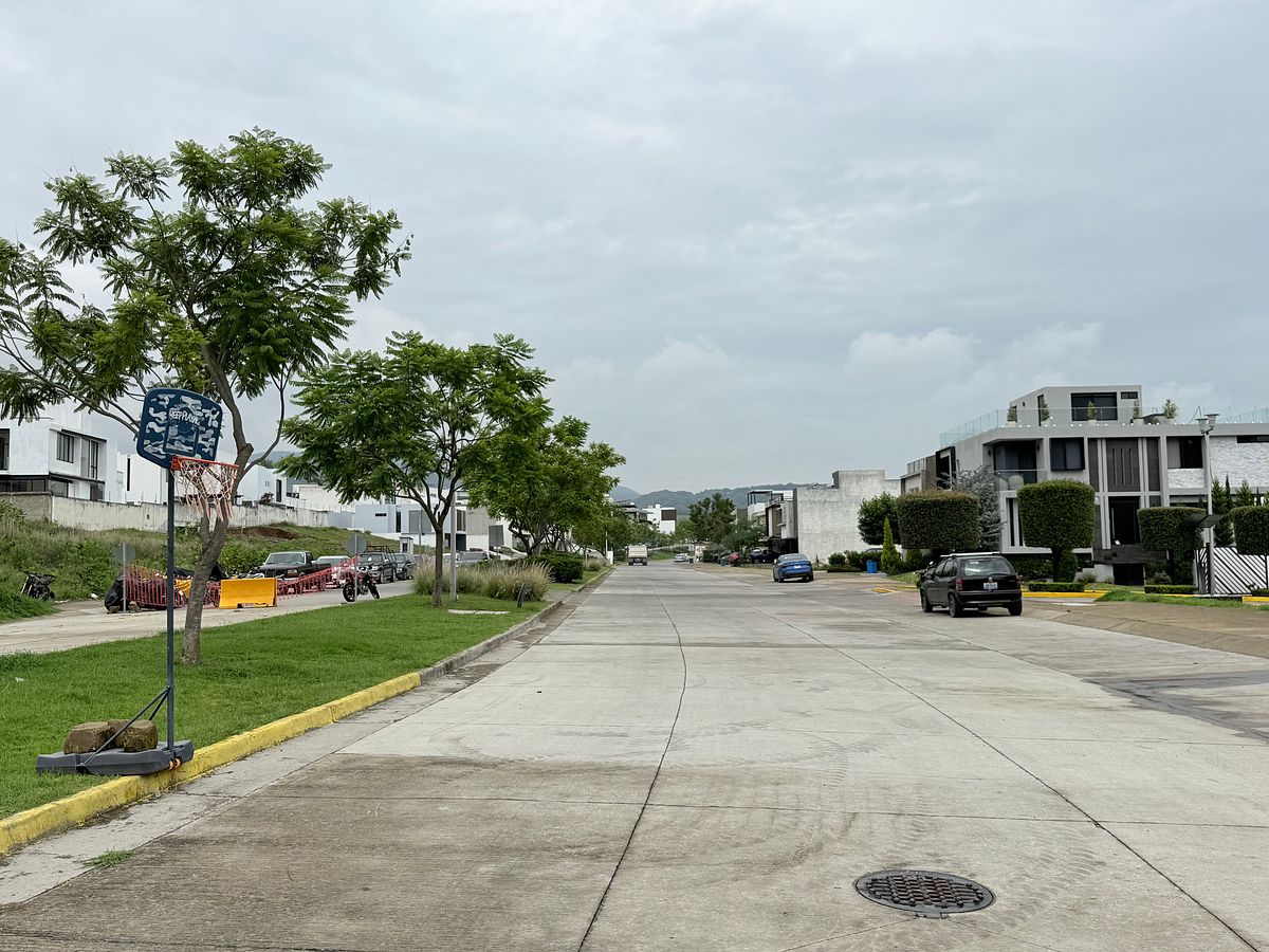 Lote em Los Robles Residencial, Zapopan, foto 6 de 8
