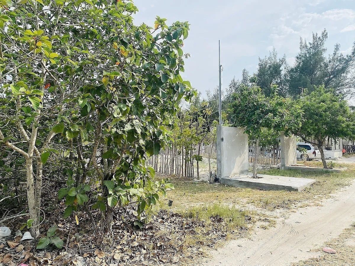 TERRENO EN LA PLAYA DE CHICXULUB PUERTO EN MERIDA YUCATAN - foto 1