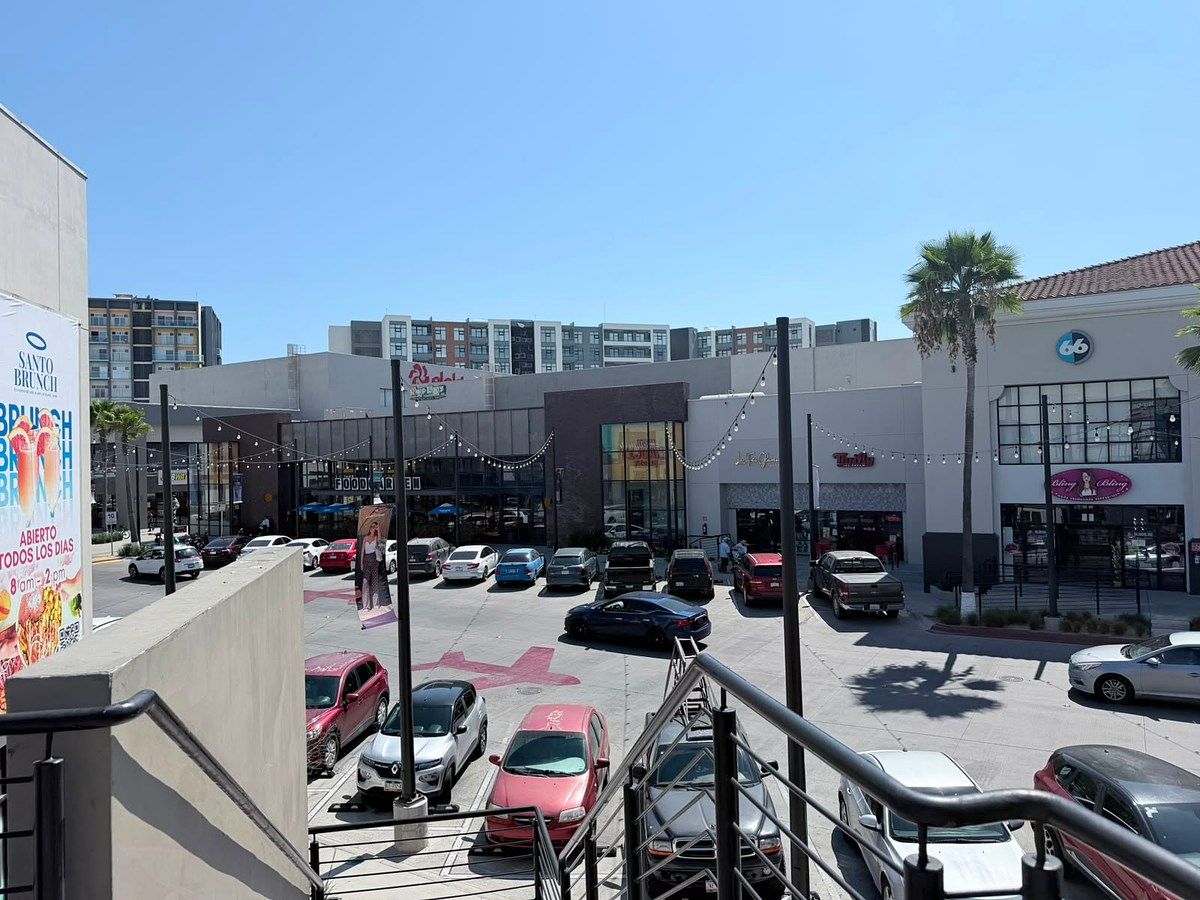 Office in La Pechuga, Tijuana, photo 2 of 10