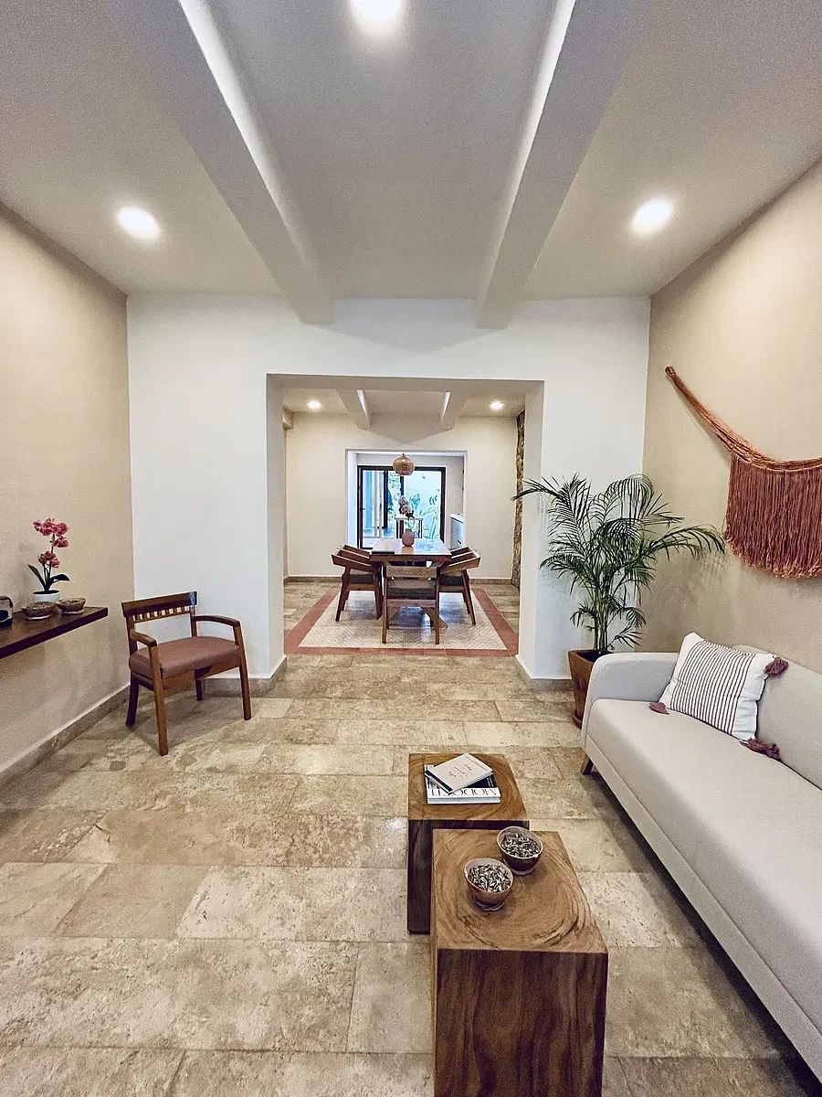 EN VENTA CASA CON PISCINA EN EL CENTRO DE MERIFA - foto 2