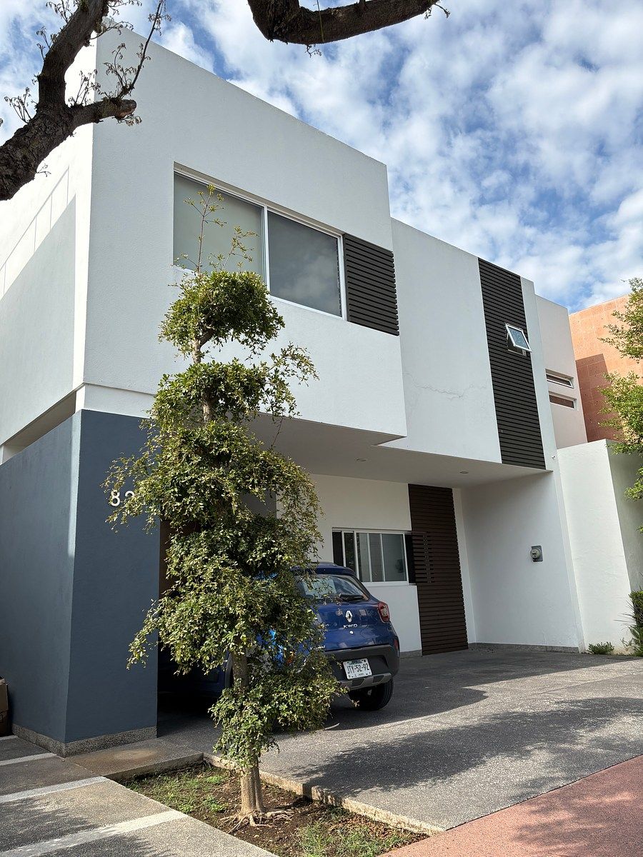 Beautiful and spacious house with modern finishes in Solares coto 2 - foto 2