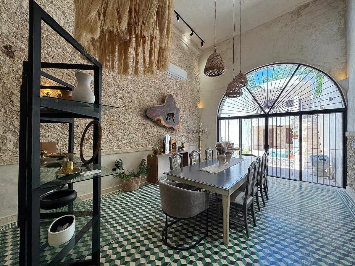 EN VENTA CASA REMODELADA EN EL CENTRO DE MERIDA - foto 3