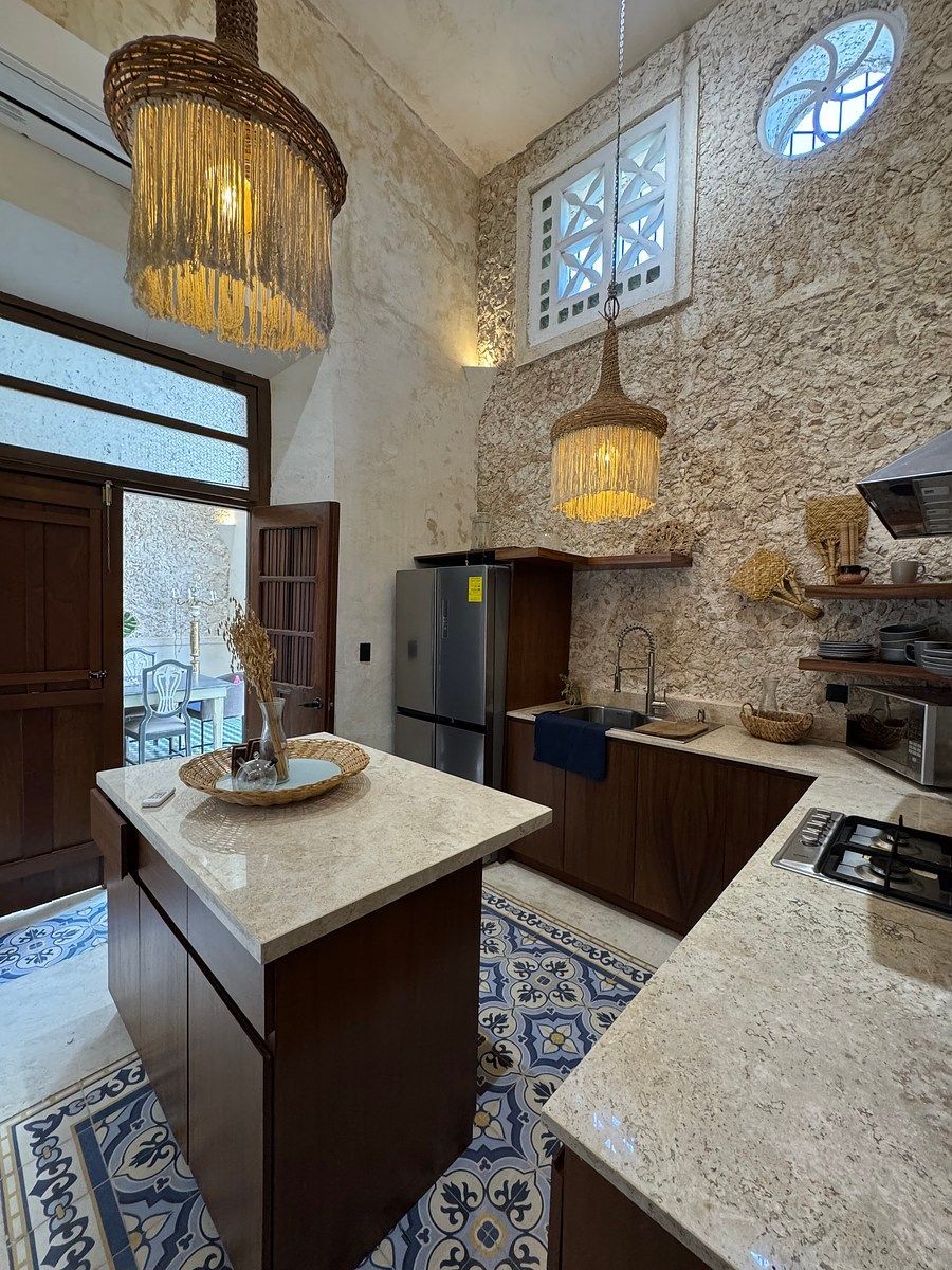 EN VENTA CASA REMODELADA EN EL CENTRO DE MERIDA - foto 5