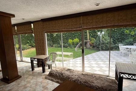 CASA EN VENTA EN FUENTES DEL VALLE UNA PLANTA