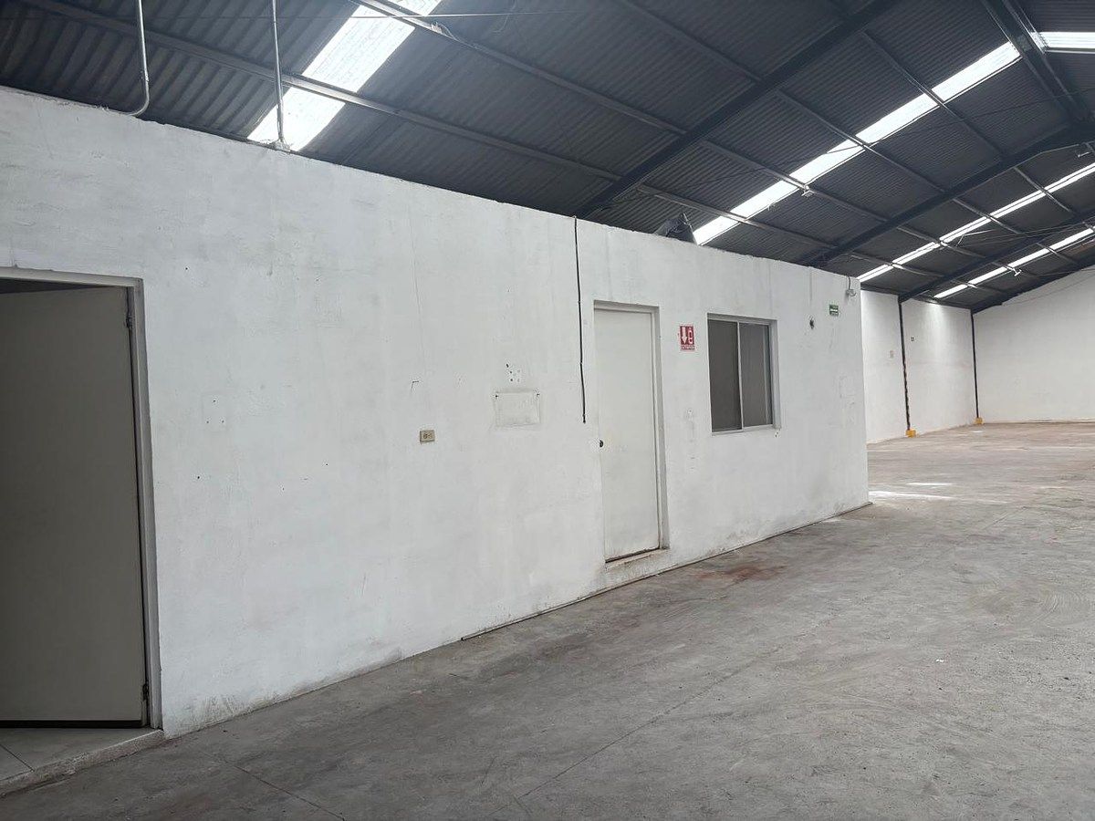 Bodega comercial en Central de Carga, San Nicolás de los Garza, foto 3 de 9