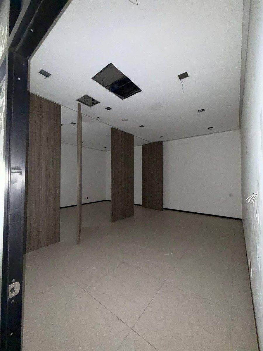 Loja em shopping em Ladrón de Guevara, Guadalajara, foto 3 de 3