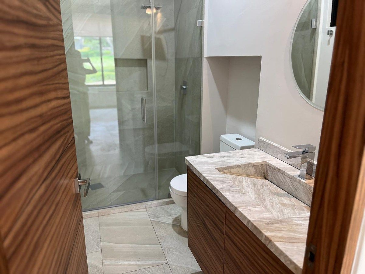 Casa en venta o renta en Altozano | Condominio Laja | Terraza - foto 5