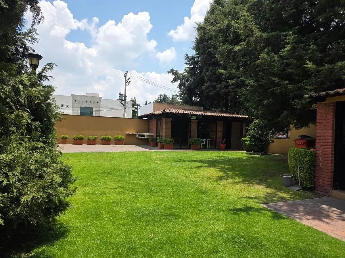House in Gated Community in Santa Cruz, Metepec, photo 2 of 25