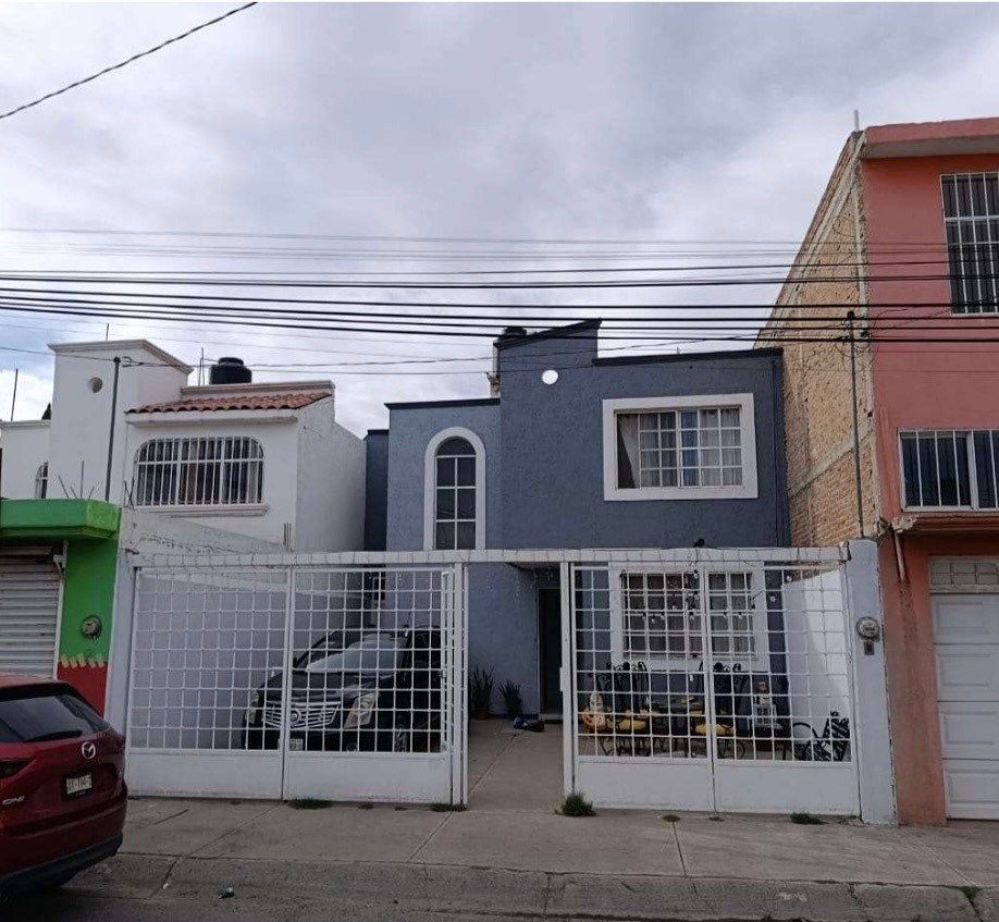 Casa à Venda localizada no Fracionamento Novo Durango, foto 1 de 12
