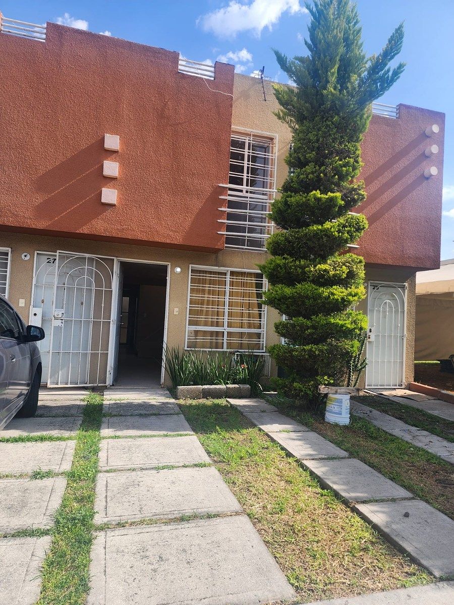 FACHADA, foto 1 de 11